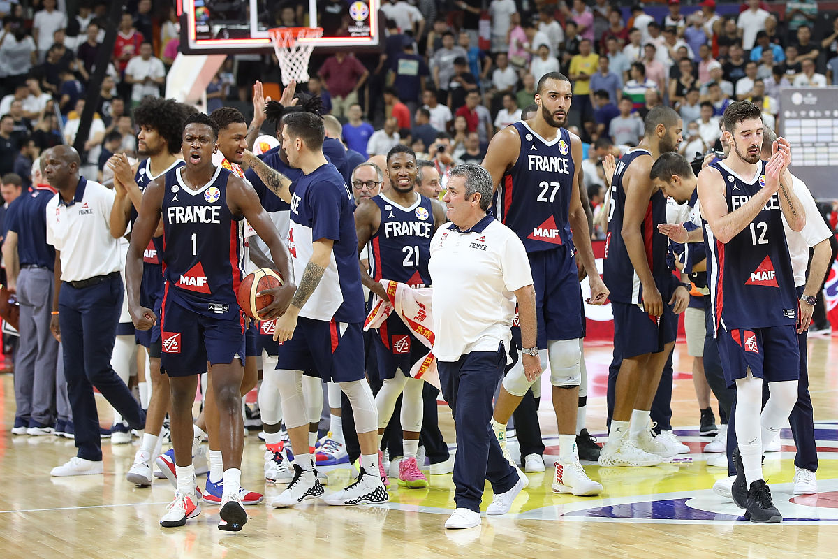 火爆赛场再次上演欧预赛两队实力对决的简单介绍