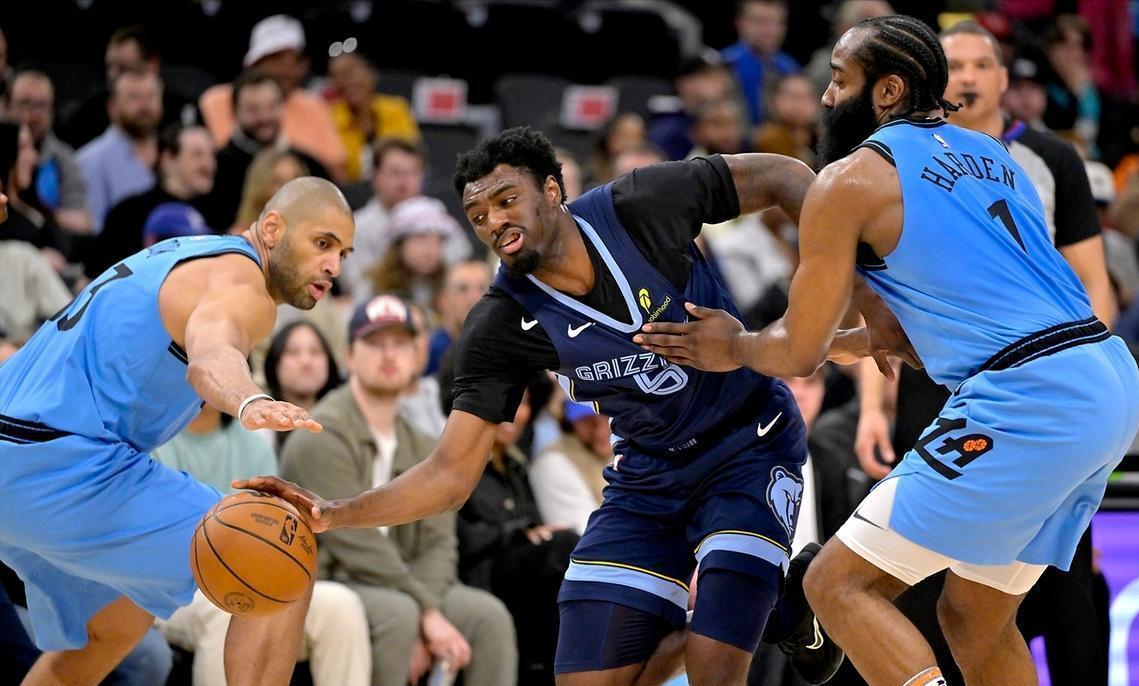 老鹰三巨头联手，助攻爆棚得分突破，快船冲击季后赛！的简单介绍