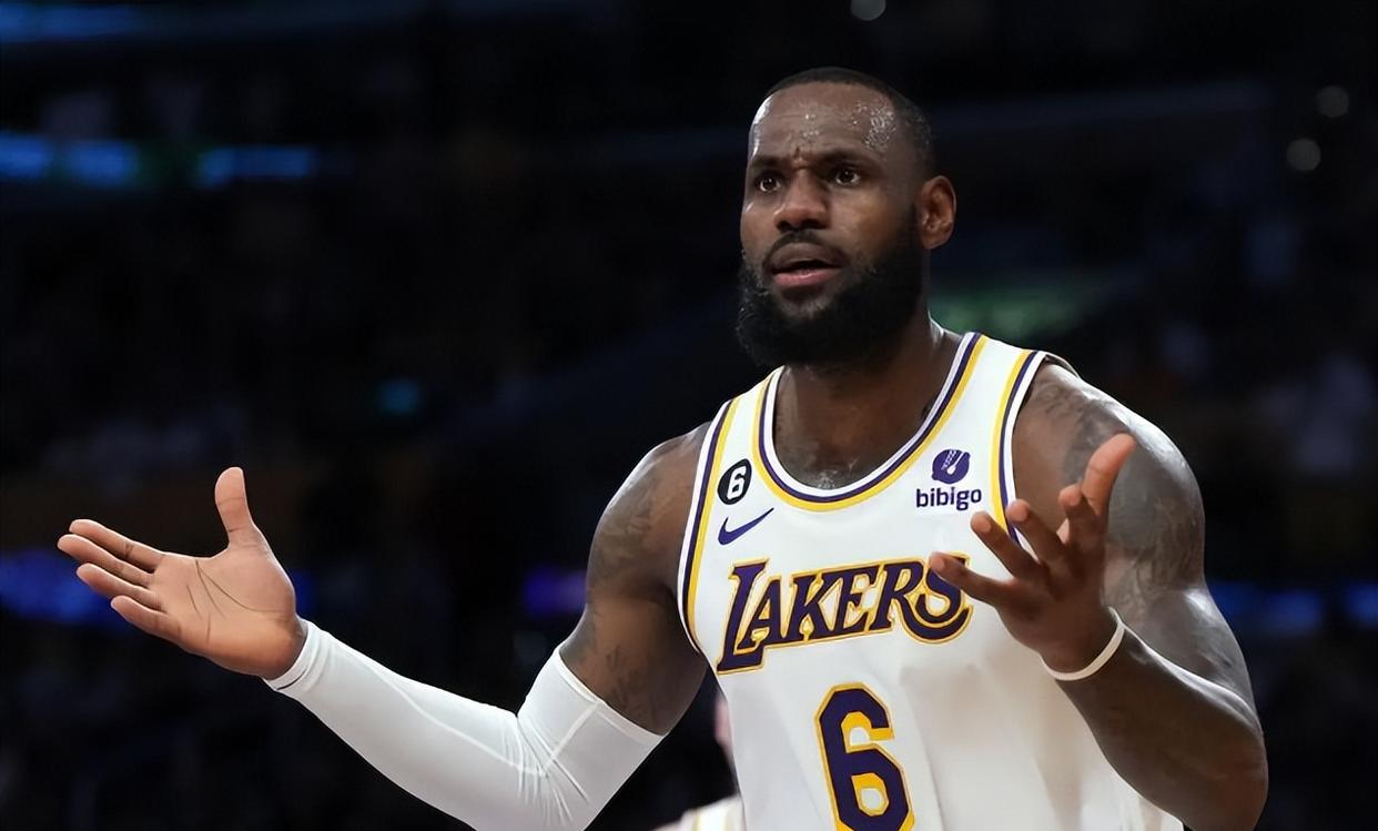 威少官方公布新规，湖人引发争议，关键时刻神级表现球迷热议！